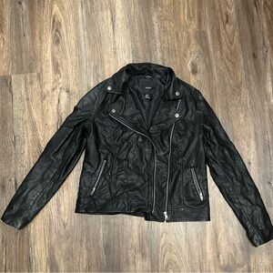 Forever 21 leather jacket medium